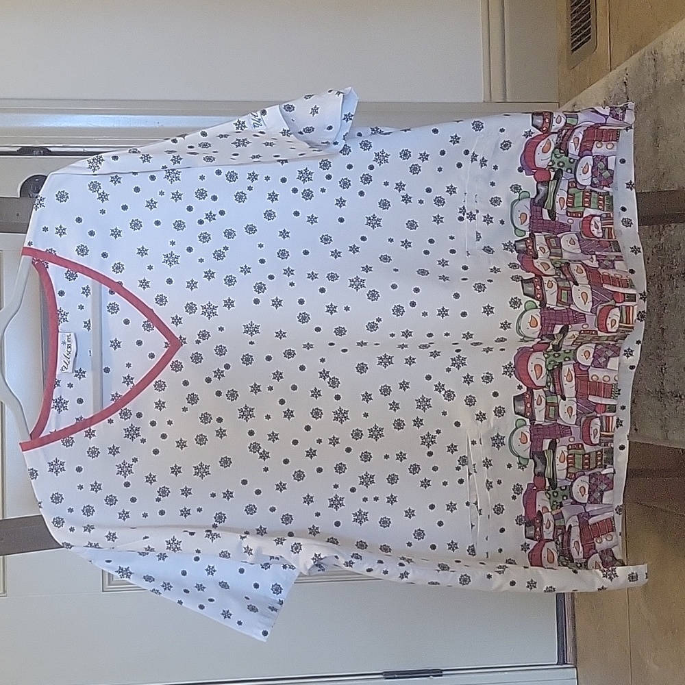 Christmas scrub top with snowman front border